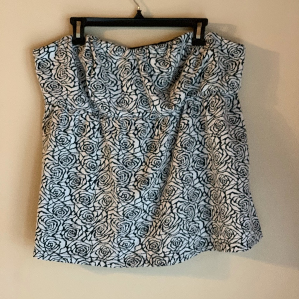 Torrid Strapless Babydoll Top Rose Jacquard Knit Floral White Black Womens 3